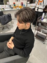 キング 楠葉店(K!ng)&nbsp;波巻きツイストスパイラルパーマ/フェザーパーマ/眉毛/メンズ