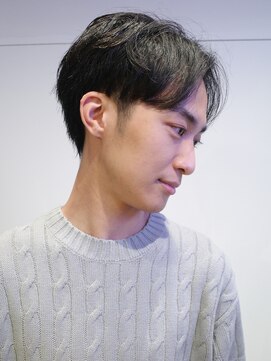 カシェル トウキョウ(Cashel Tokyo) メンズカット センターパート ニュアンスパーマ ワンカール