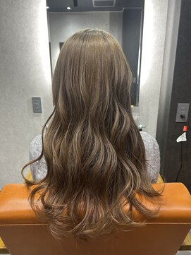 透明感ヘーゼルベージュ