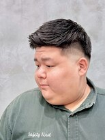 サームマン 人形町(SARM MAN)&nbsp;フェードカット×アップバング