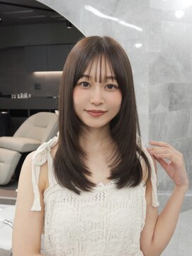 マウル トーキョー 銀座(MAEUL TOKYO) 重めハッシュカット ショコラグレージュ 銀座