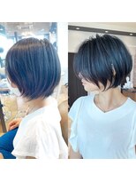 《30代40代》白髪ぼかしハイライト×前下がりボブ【イケダ】