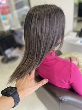 ミングルクラーロヘアー(MINGLE CLARO hair) グレージュカラー