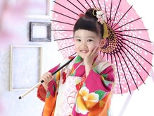 七五三・発表会などお子様のヘアセットやお着付けも承ります。