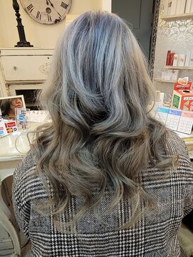 ハグエヴェック(HUG AVEC) ブルーベージュ