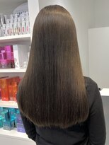 ウル 表参道(HOULe)&nbsp;髪質改善　耐熱トリートメント　レイヤー　ベージュ【表参道】