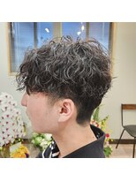 タスクヘアー(task hair)&nbsp;ケアパーマ波巻きスパイラル×刈り上げツーブロックショート