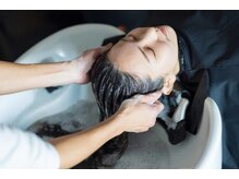 ウノ(Uno)の雰囲気（完全個室、フルフラット式のシャンプー室で癒しのヘッドスパを♪）