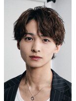 フィフスパーク(fifth PARK)&nbsp;渋谷センターパート七三毛流れフェザーパーマ緩めシャドウパーマ