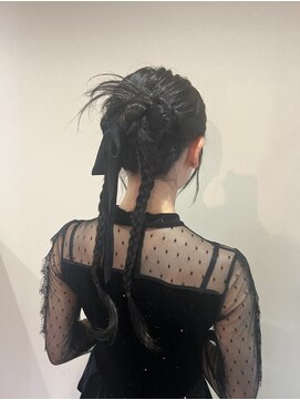 ヘアーアートミュージアム(Hair Art Museum) リボンアレンジ/みつあみ/ツインアレンジ