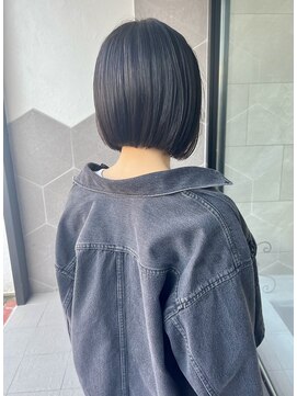 ブランシェ(branche) 【1ミリにこだわるカット】/ミニボブ