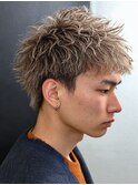 短髪×抜きっぱなしブロンド