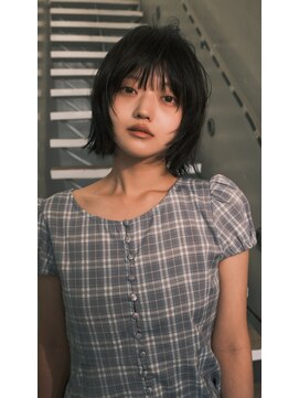 ロウネ(rawne) レイヤーボブ×オリーブグレージュ