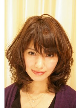 アジュ(aJyu) モイスチャーカール♪