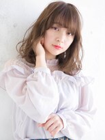 ベージュカラー　ゆるふわカール