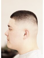 ローカルボンドカットクラブ(LOCAL BOND CUT CLUB)&nbsp;ボウズフェード　　ボウズ×スキンフェード