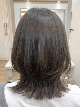 アルターリール(aL ter Rire) ミディアムレイヤー/福原遼華