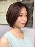 大人前下がりショートボブ