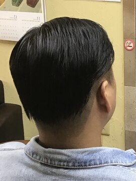 プレインズ美容室 刈り上げショート