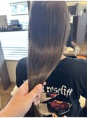 暗くても透明感のあるカラー!オリーブカラー!