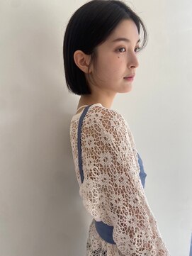 エンド 大阪梅田(&) ぱつっとボブ