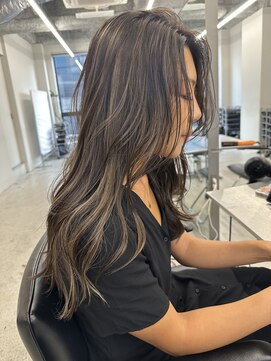 リリット(ReLit) ハイライトカラーグレージュベージュレイヤーカットボブ髪質改善