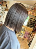 【イルミナ】 ダークグレージュ
