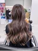 くすみベージュマロンベージュホワイトブロンド細めハイライト