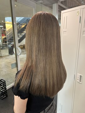 サンエンヘアー(lll_en hair) 透明感ベージュ