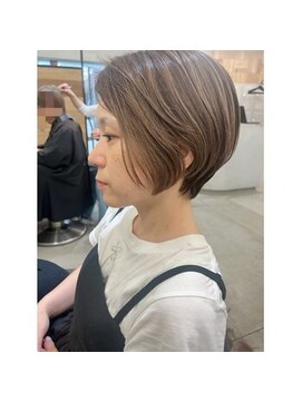 オーク あざみ野(OAK) ショートボブ×ハイライト