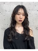 美髪カールピンクブラウンヘアメイクセミディ似合わせ前髪