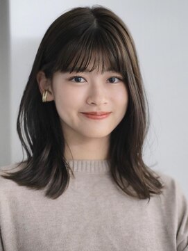 ガーデンヨコハマエスト(GARDEN YOKOHAMA est) 似合わせカット イメチェンヘアスタイル レイヤー ミディアム