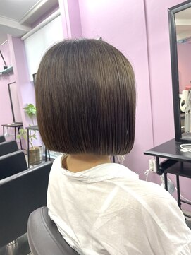 アヴァンス 難波店(AVANCE.) 内巻きでまとまるボブ