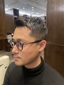 ザバーバー 青山(THE BARBER) ナチュラルフェード