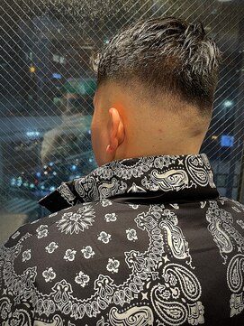 ヒロギンザ 六本木店(HIRO GINZA) スキンフェード刈り上げバーバースタイル