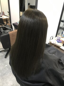 ラフ 難波店(LAFF) #黒髪#ボブルフ#ネビージュ#小顔#ワンレン