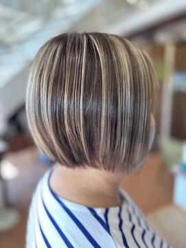 牛若丸ジャパン(Japan) スライシングハイライトボブ