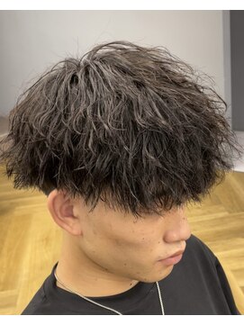 アレス バイ シカ 神戸三宮元町店(ALLES by Cica) 神戸／三ノ宮／元町メンズサロンツイストスパイラルマッシュ