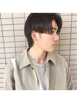 オグジュアリー 表参道(aux.) マッシュウルフ/センターパート［表参道/表参道駅］