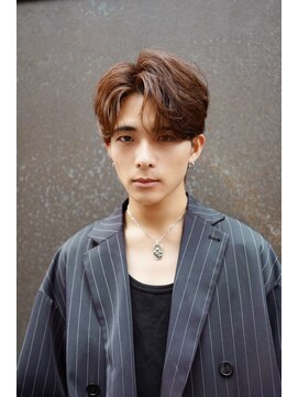 レタッチバイフィフス(RETOUCH by fifth) センターパートカルマパーマビジネス韓国ヘアシャドウパーマ