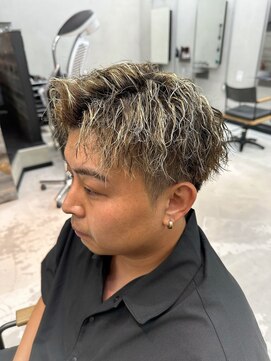 ネオン(NEON) ソフトツイストパーマ