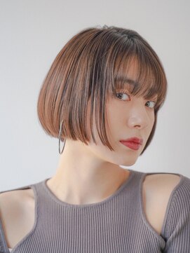 ワン 戸塚(ONE008) オリーブベージュ/ウェットヘア /レイヤーカット /戸塚