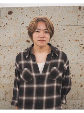 アイロ(airo) 外国人風ブロンドヘア