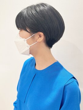 ピルボックス(PILL BOX) 耳掛けショート/刈り上げ/マッシュ/ベリーショート