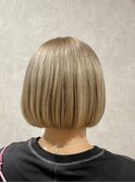ハイトーンボブ ミルクティーベージュ