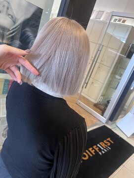 コワファースト  させぼ五番街店(COIFF1RST) ホワイトベージュ☆