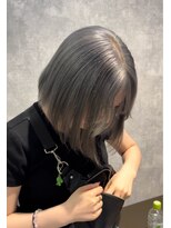 ルル(Lulu) グレーシルバーカラーボブスタイル