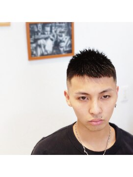 ブルートバーバーショップ(BLUET Barber Shop) クロップ