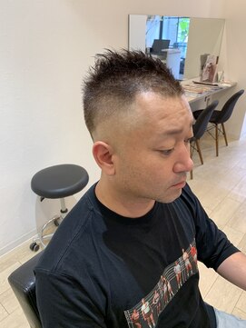 シュガー(sugar.c) ソフトモヒカン風フェードカット