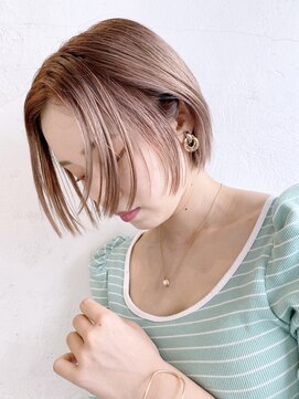 アイティーバイアルバム 藤沢店(IT by ALBUM) ストレートウルフボブ_マッシュショートフェザーバング_8681